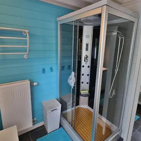 Stylish With בקתה *