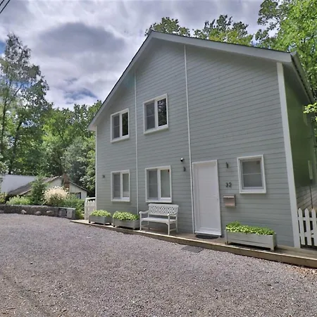 בקתה Stylish With